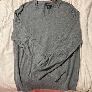 Banana Republic Luxury Blend Medium Charcoal Gray V-Neck Sweater